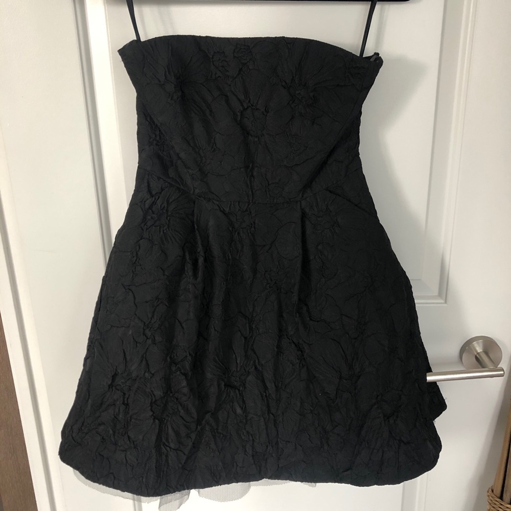 RW & Co. Elle black strapless textured dress